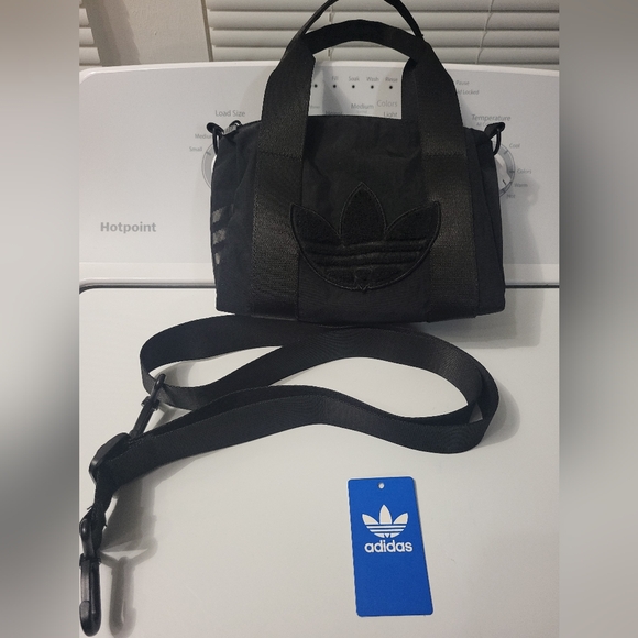 Adidas satchel bag - Picture 1 of 7